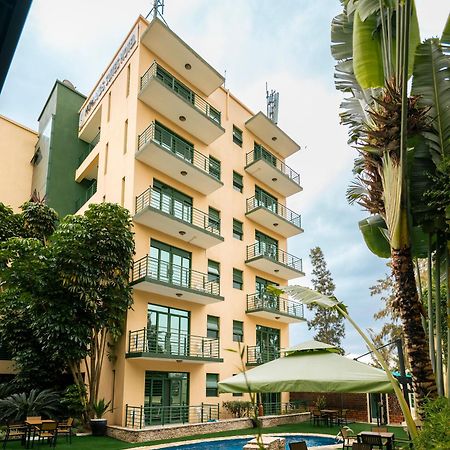 Highlands Suites Hotel And Apartments คิกาลี ภายนอก รูปภาพ